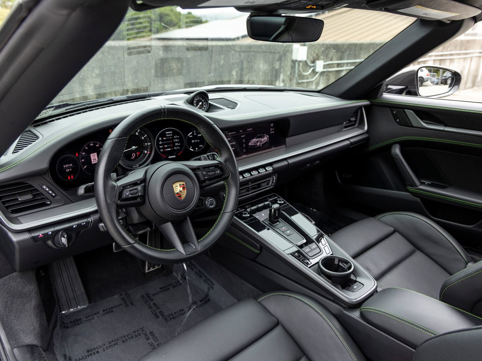 Certified 2024 Porsche 911 Targa 4S w/ Premium Package AWD/4WD image 4