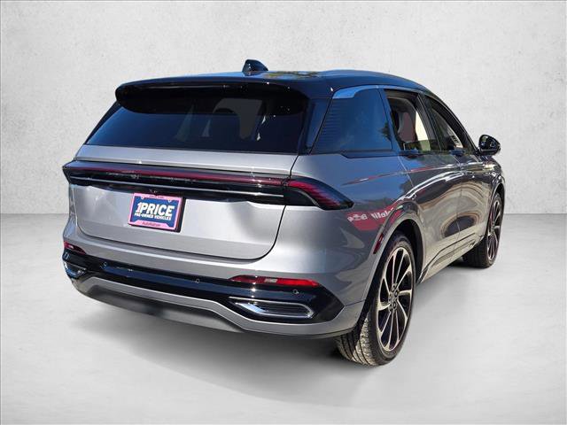 Used 2025 Lincoln Nautilus Black Label image 5