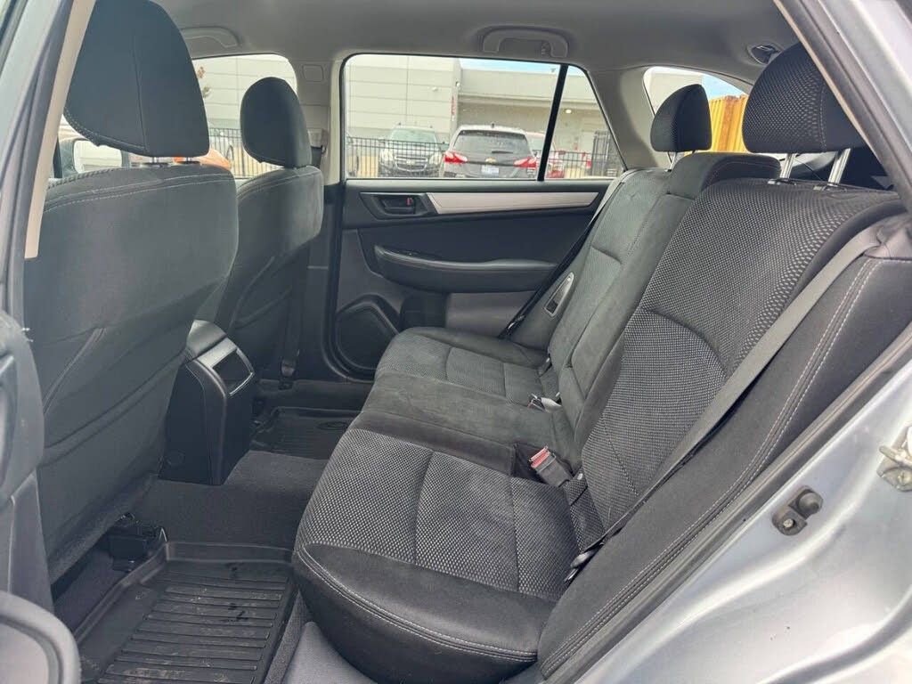 Used 2018 Subaru Outback 2.5i image 27