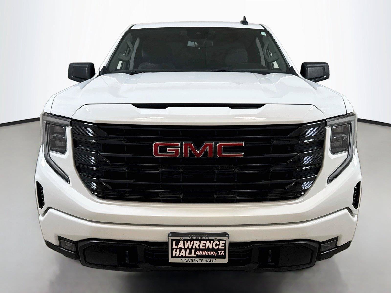 Certified 2026 GMC Sierra 1500 Elevation AWD/4WD image 2