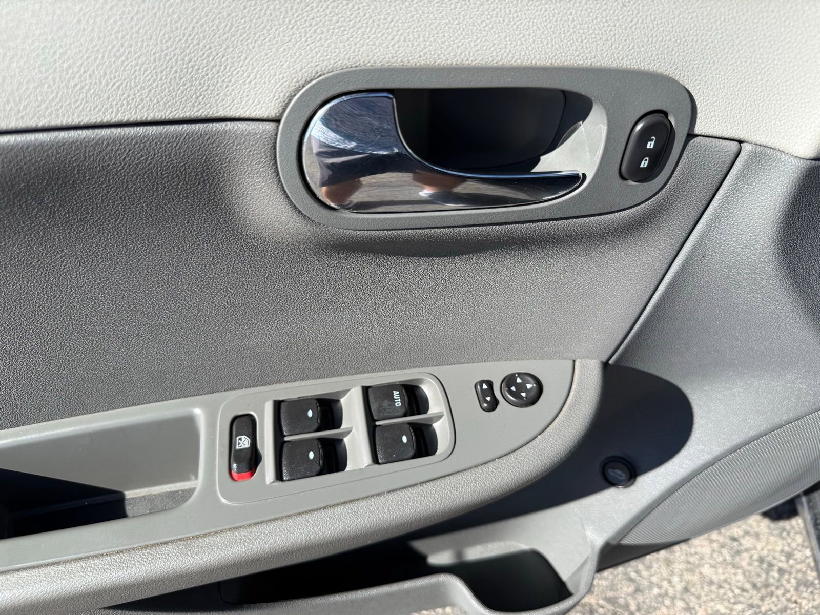 Used 2011 Chevrolet Malibu LT w/ Power Convenience Package image 10