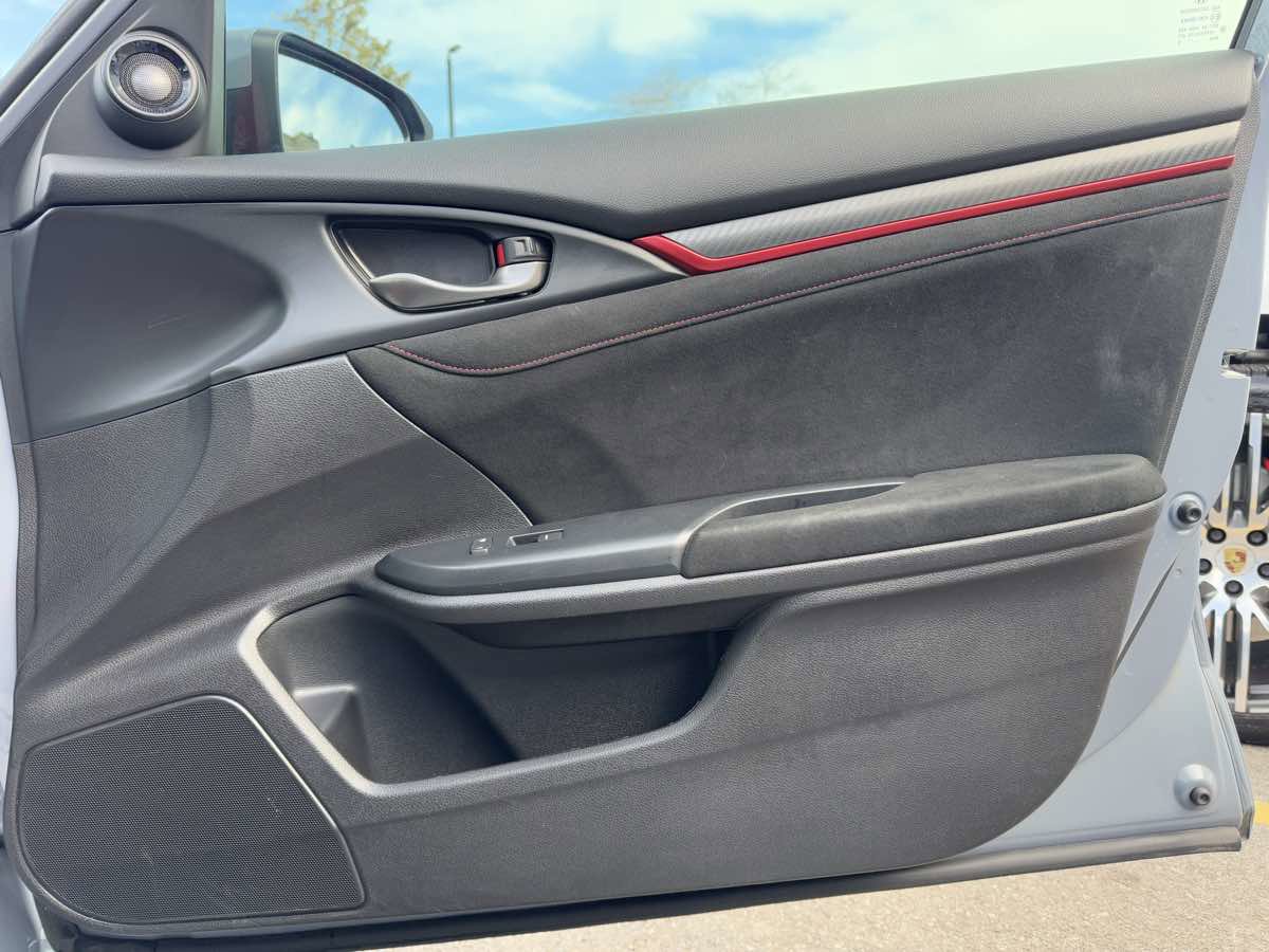 Used 2019 Honda Civic Type R image 26