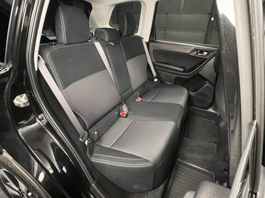 Used 2018 Subaru Forester 2.5i Premium image 11