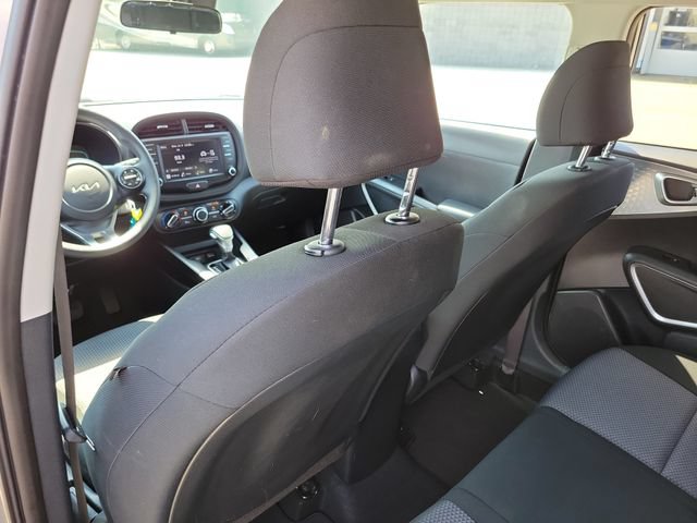 Used 2024 Kia Soul LX w/ Option Group 015 FWD image 21