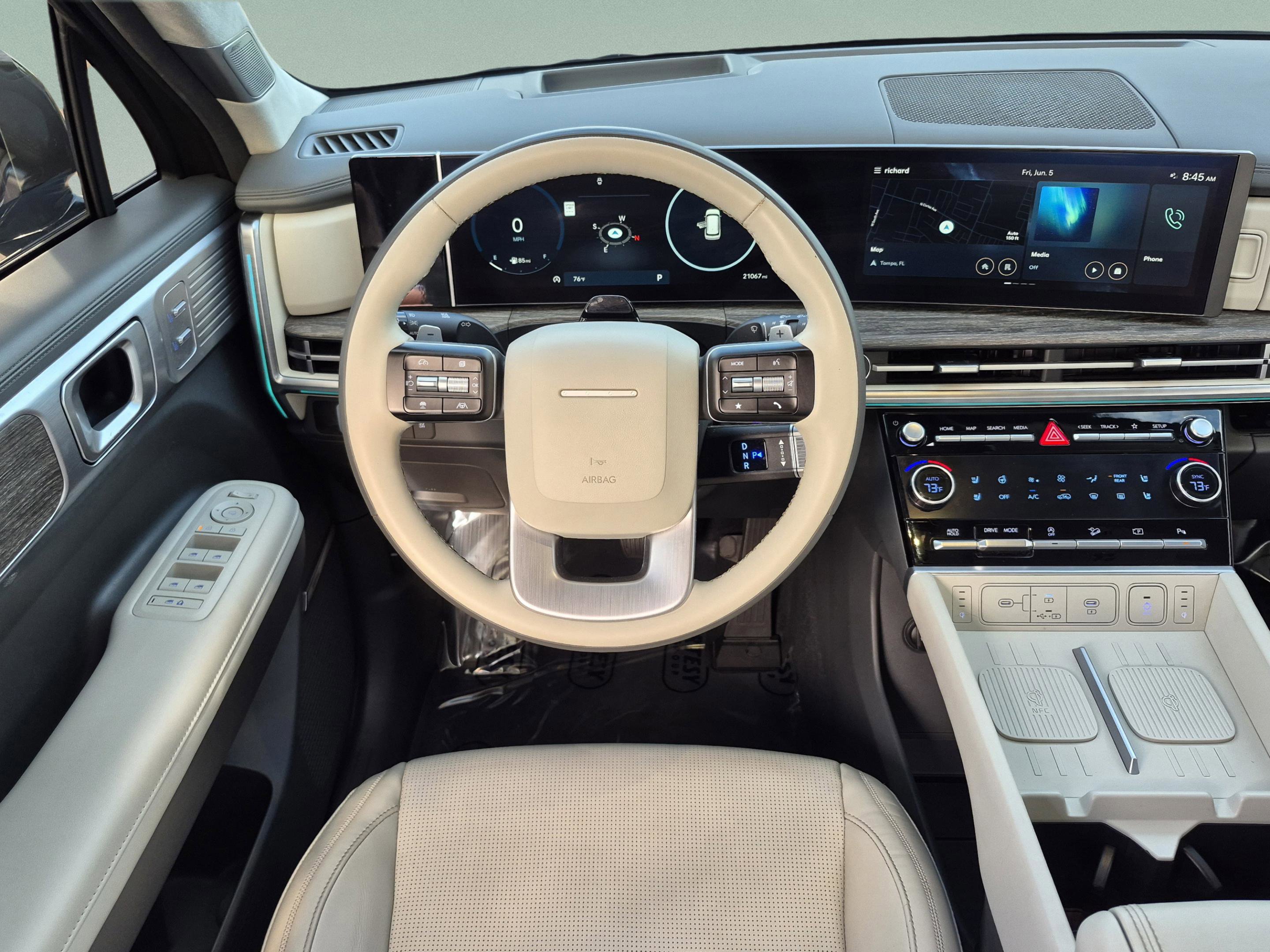 Used 2025 Hyundai Santa Fe Calligraphy FWD image 12