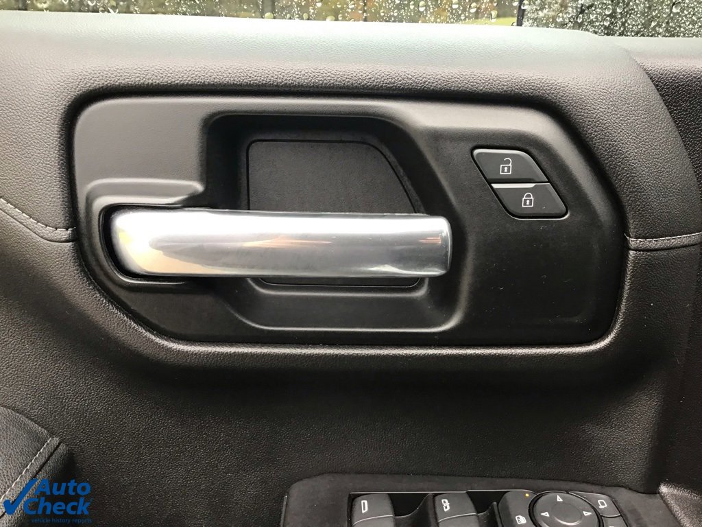 Used 2019 Chevrolet Silverado 1500 LT w/ Texas Edition image 30