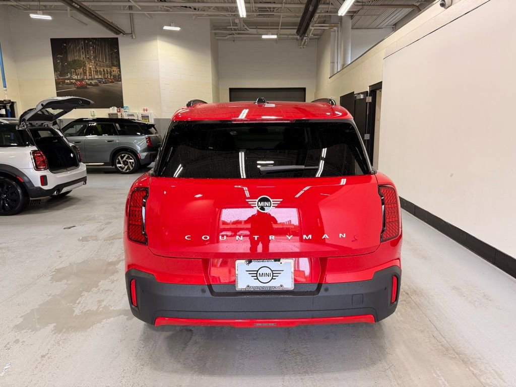 Certified 2025 MINI Cooper Countryman S w/ Comfort Package Max AWD/4WD image 4