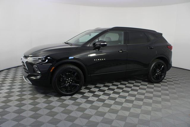 Used 2024 Chevrolet Blazer LT w/ LPO, Floor Liner Package image 2