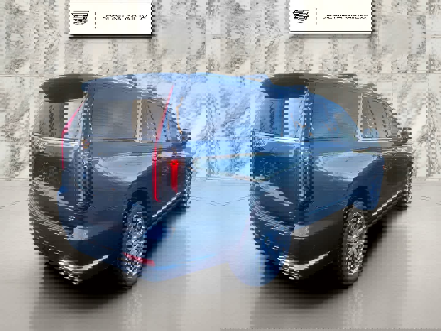 Used 2021 Cadillac Escalade ESV Premium Luxury Platinum image 5