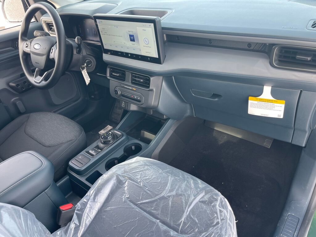 New 2025 Ford Maverick XL image 15