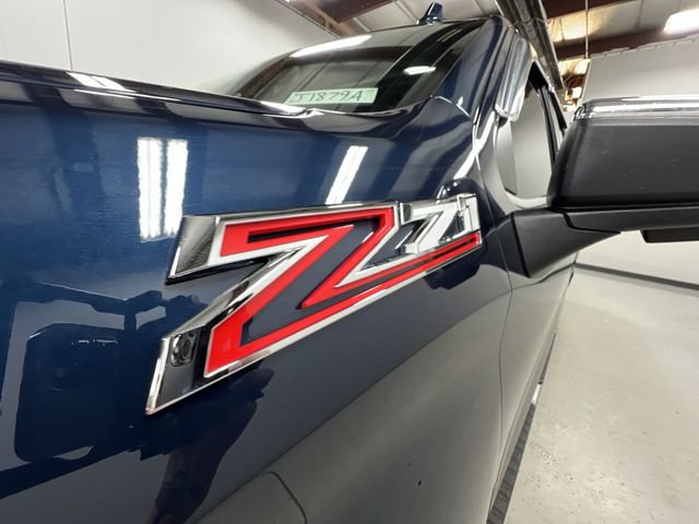 Certified 2020 Chevrolet Silverado 1500 LTZ w/ LTZ Premium Package AWD/4WD image 33