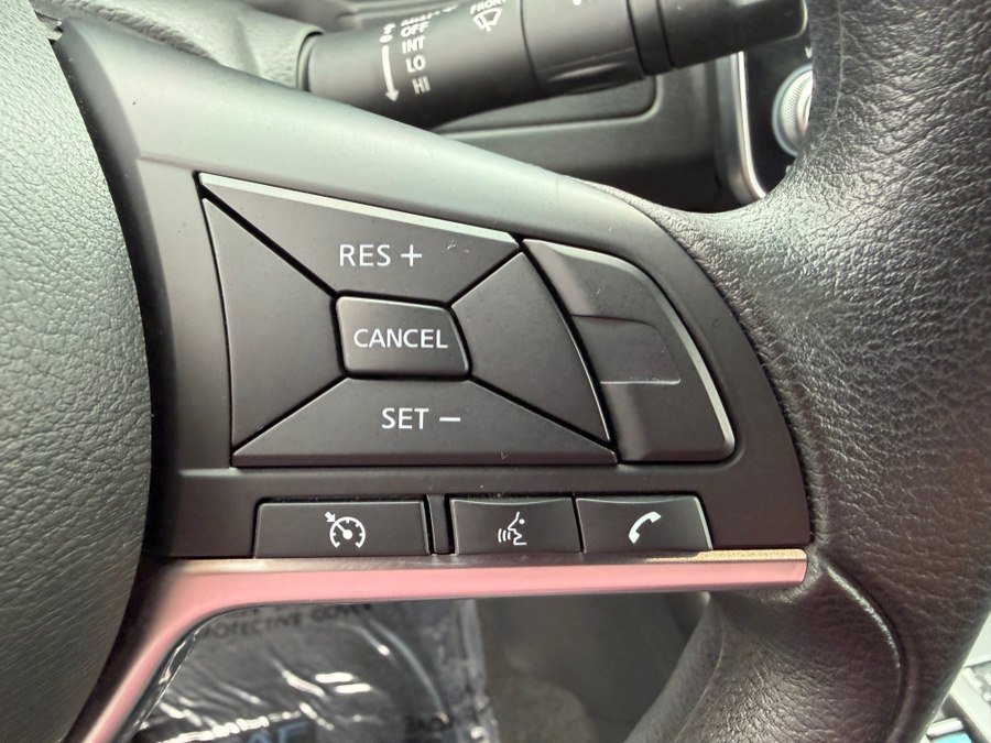 Used 2025 Nissan Leaf S FWD image 14