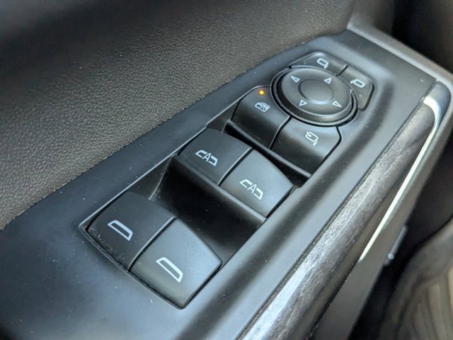 Used 2021 Chevrolet Silverado 1500 LTZ image 23