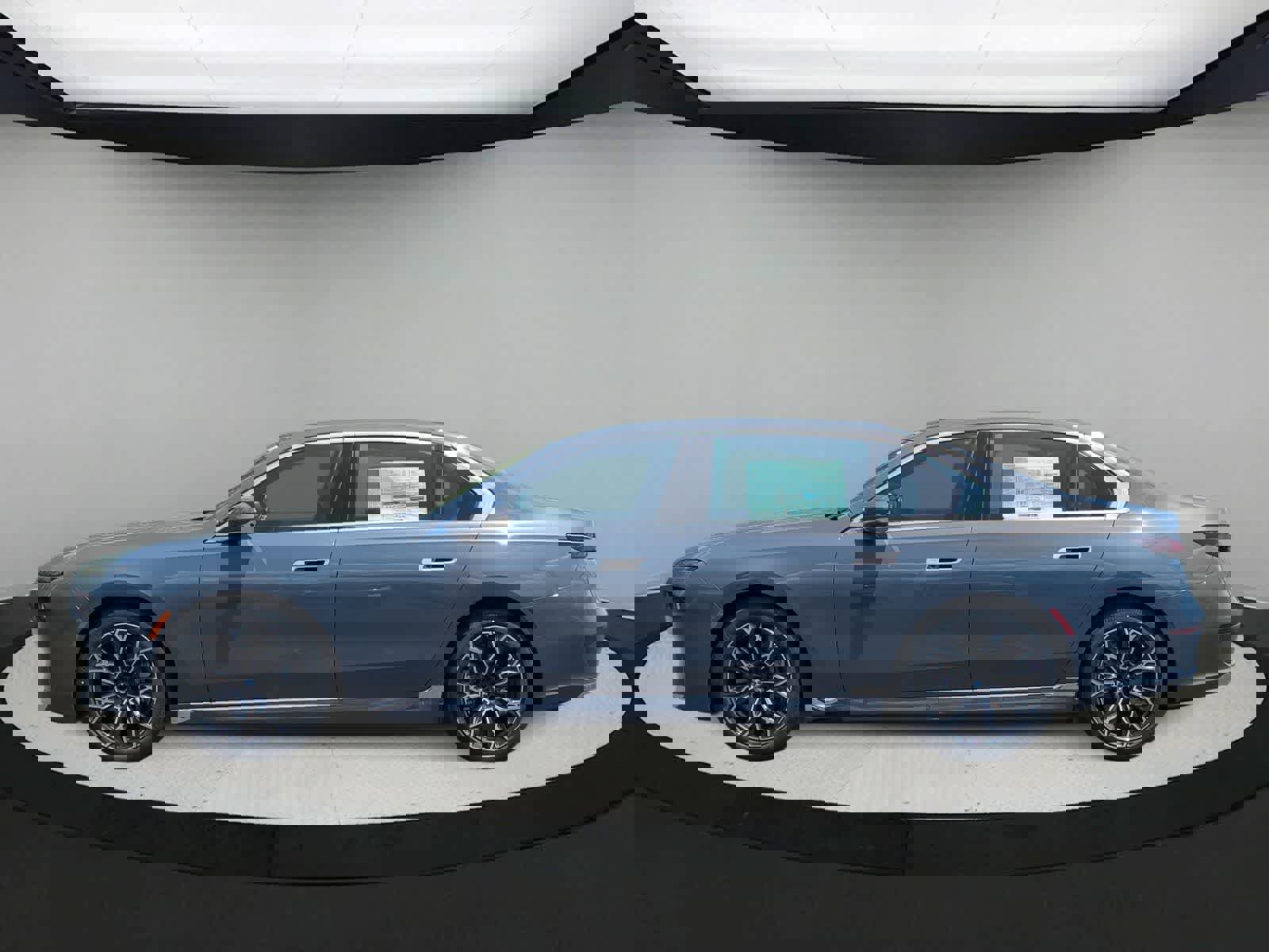 New 2025 BMW i7 eDrive50 w/ Executive Package image 5