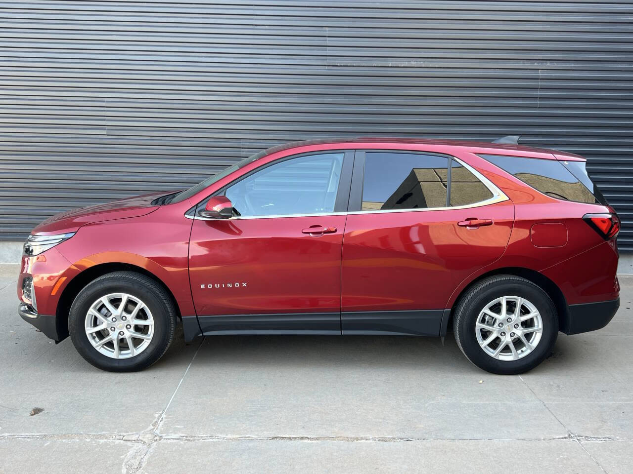 Used 2024 Chevrolet Equinox LT image 9