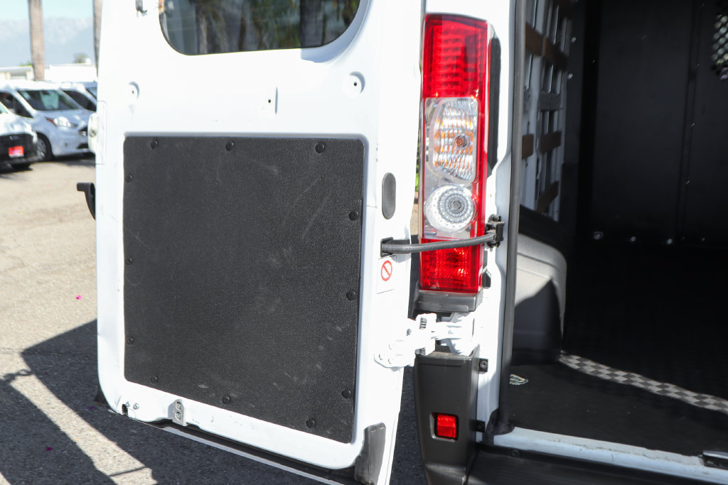 Used 2025 RAM ProMaster 2500 w/ U-Haul Equipment Group FWD image 9
