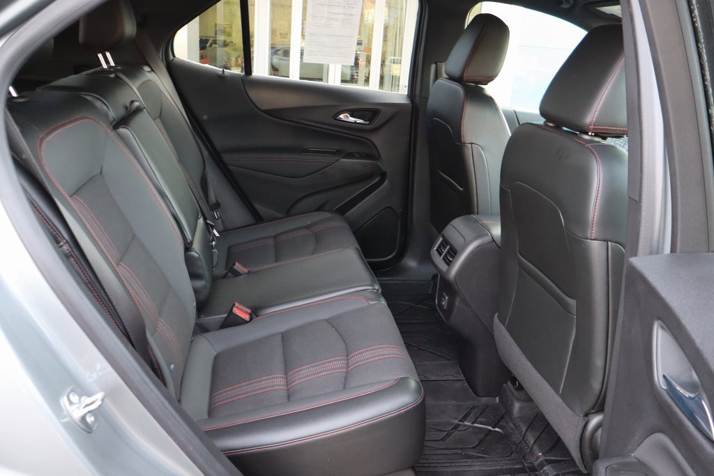 Used 2024 Chevrolet Equinox RS image 16