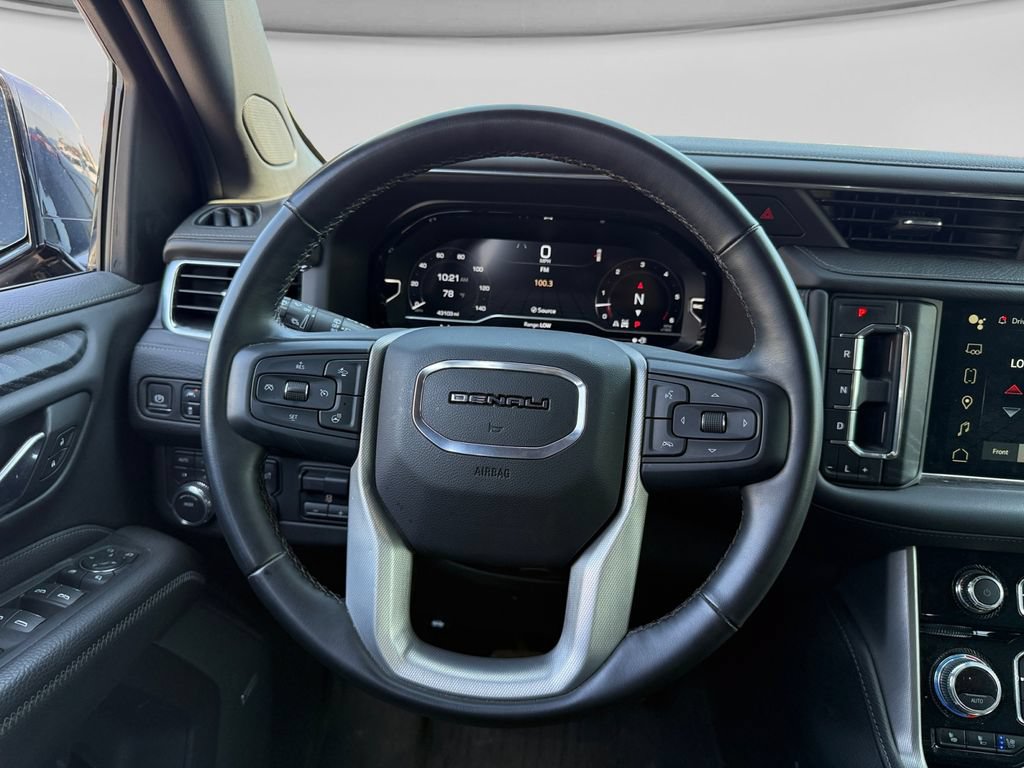 Used 2023 GMC Yukon XL Denali w/ LPO, Floor Liner Package AWD/4WD image 15