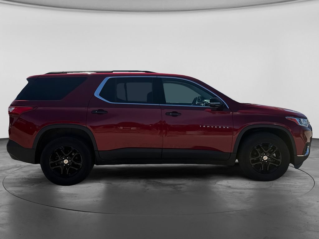 Used 2019 Chevrolet Traverse LT w/ LPO, Floor Liner Package AWD/4WD image 10