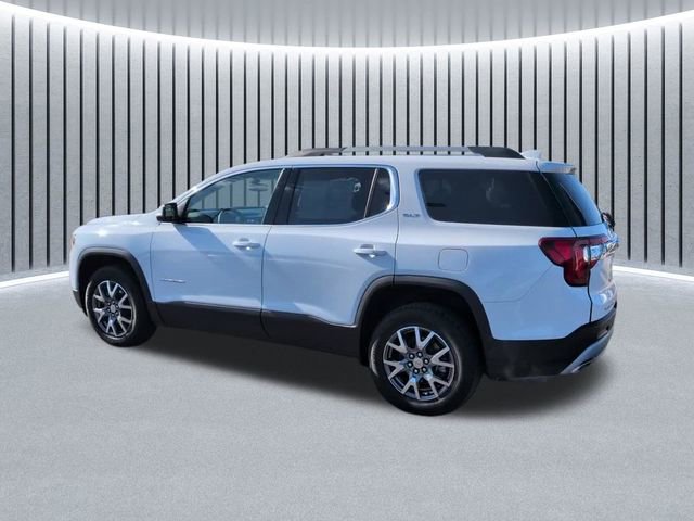 Certified 2023 GMC Acadia SLT w/ Preferred Package image 9