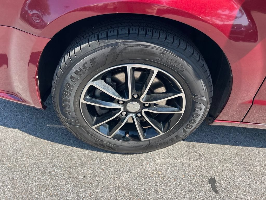 Used 2019 Dodge Grand Caravan GT FWD image 13