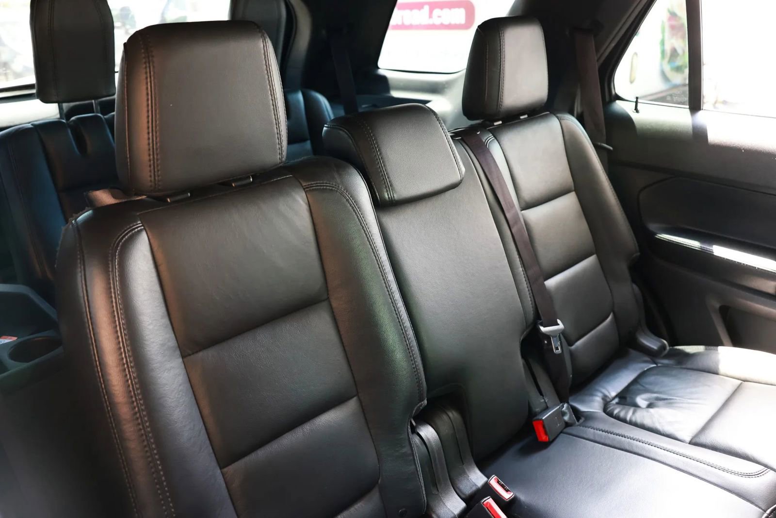 Used 2015 Ford Explorer XLT w/ Equipment Group 202B FWD image 17