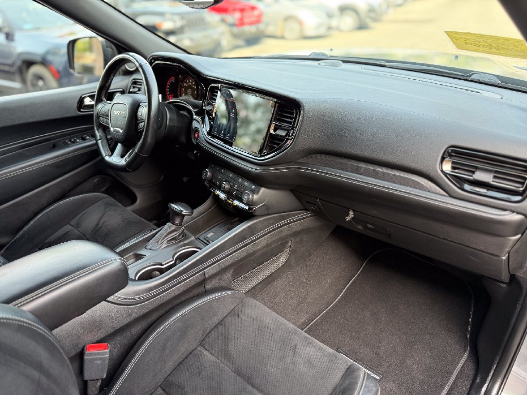 Used 2021 Dodge Durango SRT w/ Technology Group AWD/4WD image 19