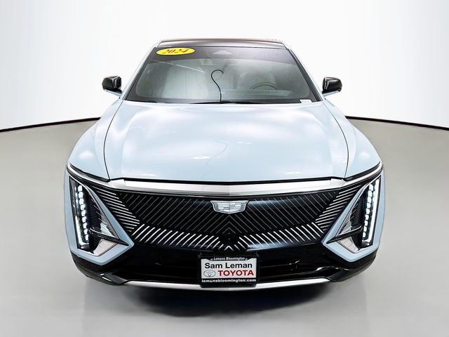Used 2024 Cadillac Lyriq Luxury image 2