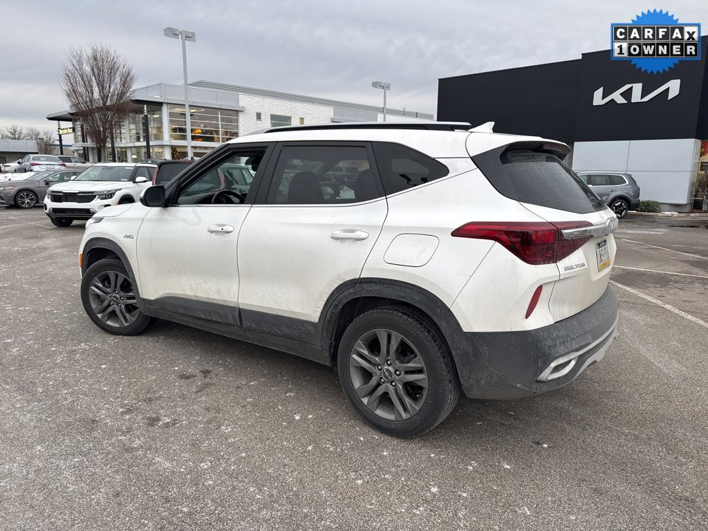 Certified 2023 Kia Seltos S w/ Navigation Package image 3