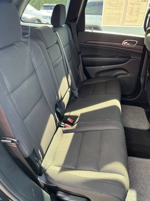 Certified 2020 Jeep Grand Cherokee Laredo AWD/4WD image 13
