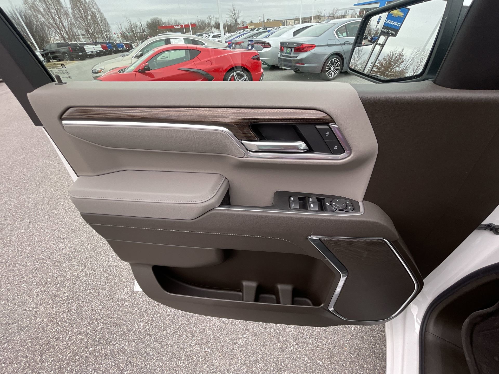 New 2025 Chevrolet Silverado 1500 LT w/ Convenience Package II RWD image 59