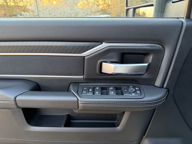 Used 2025 RAM 3500 Big Horn image 15