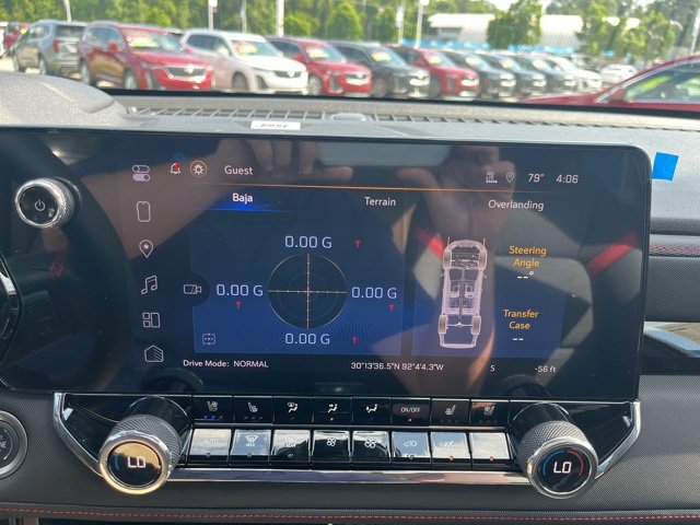 New 2025 Chevrolet Colorado Z71 w/ Technology Package image 30