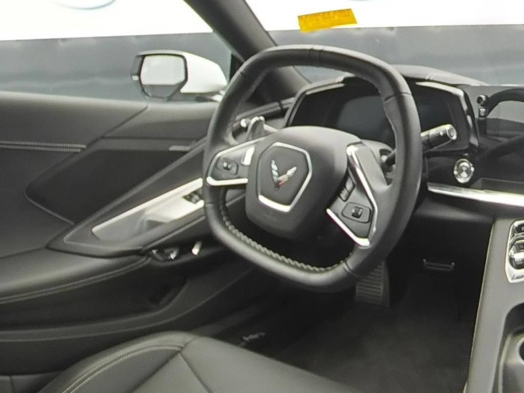 Used 2020 Chevrolet Corvette Stingray Coupe w/ 1LT RWD image 16