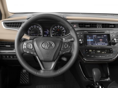 Used 2017 Toyota Avalon Limited image 8
