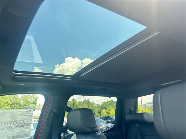 New 2025 Toyota Tundra Platinum image 30