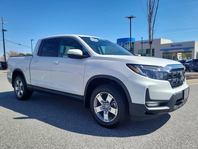 Certified 2025 Honda Ridgeline RTL image 3