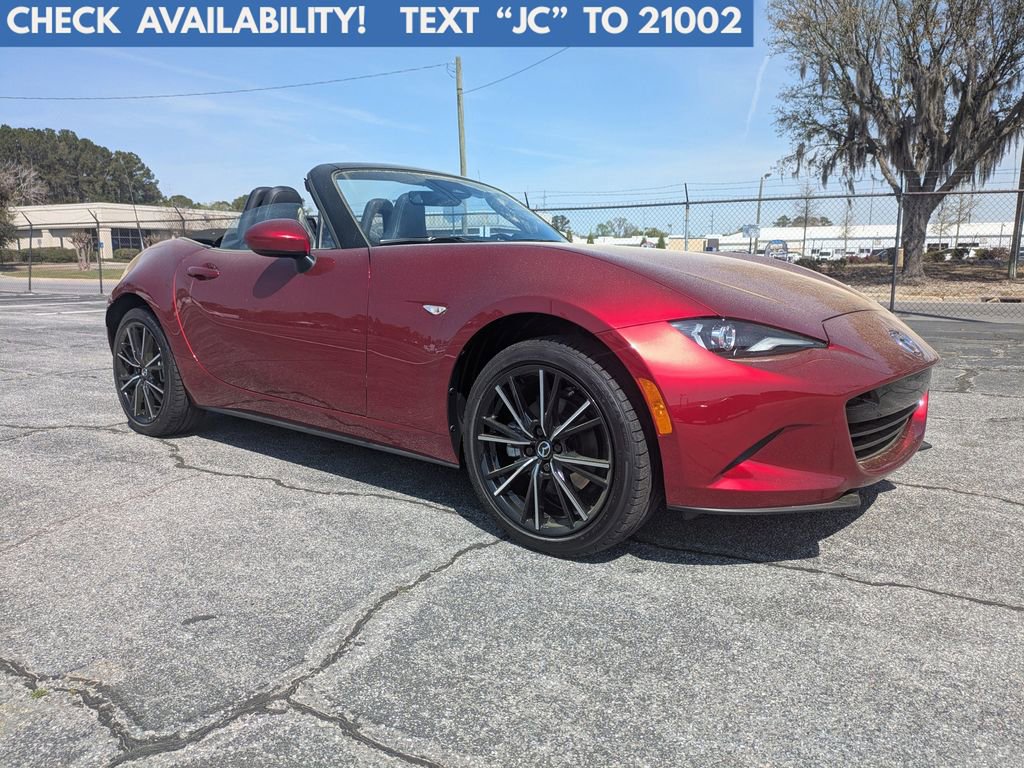 Certified 2025 MAZDA MX-5 Miata Grand Touring image 1