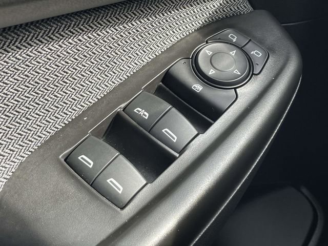 Certified 2023 Chevrolet TrailBlazer LT w/ Convenience Package FWD image 29