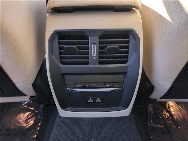 Certified 2023 BMW 330i Sedan w/ Convenience Package RWD image 18