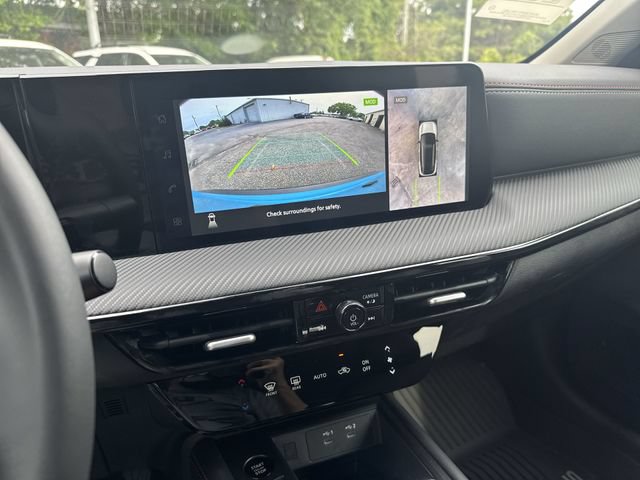 New 2026 Nissan Kicks SR FWD image 21