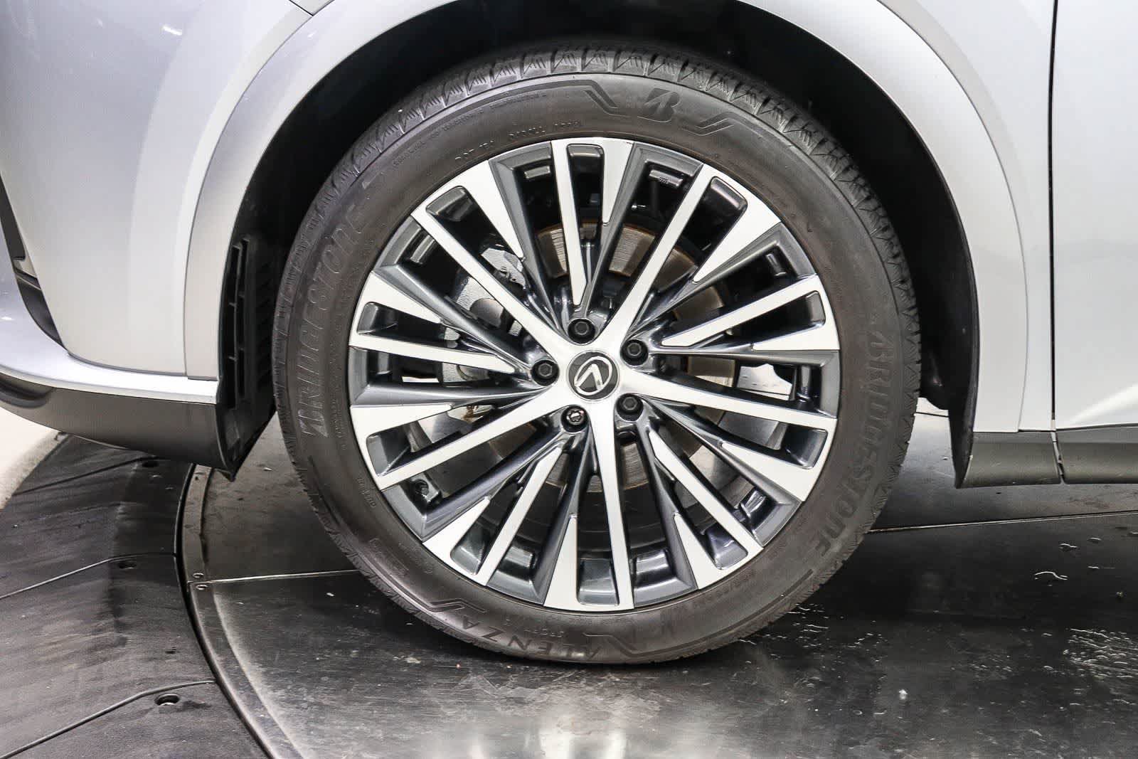 Used 2024 Lexus RX 350 Premium Plus w/ Accessory Package (Z1) FWD image 9
