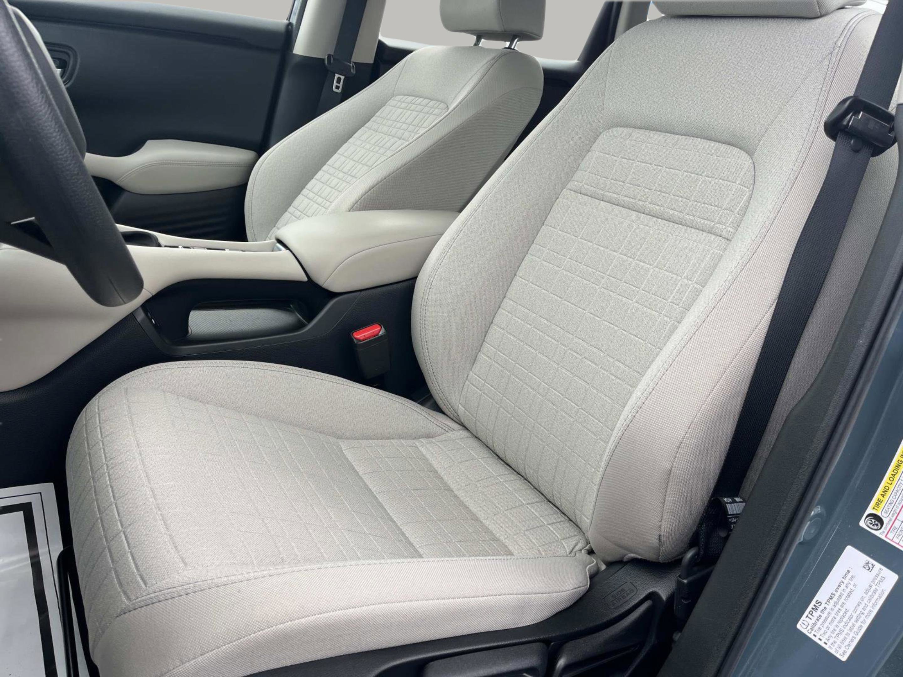 Used 2025 Honda HR-V LX image 26