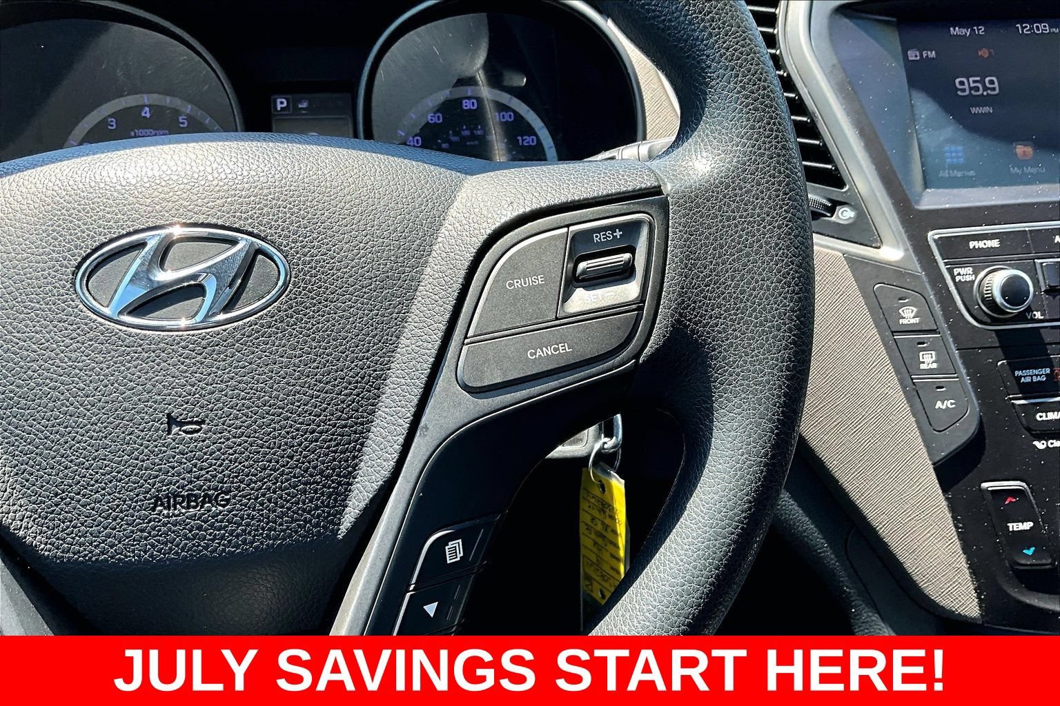 Used 2019 Hyundai Santa Fe XL SE FWD image 16
