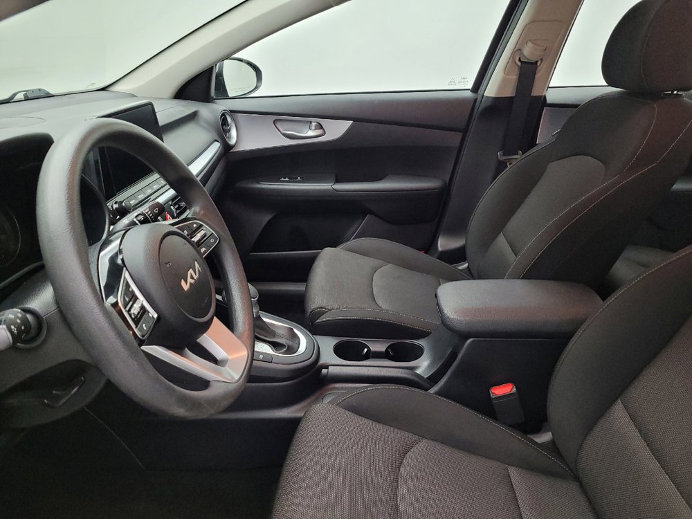 Used 2024 Kia Forte LXS FWD image 17
