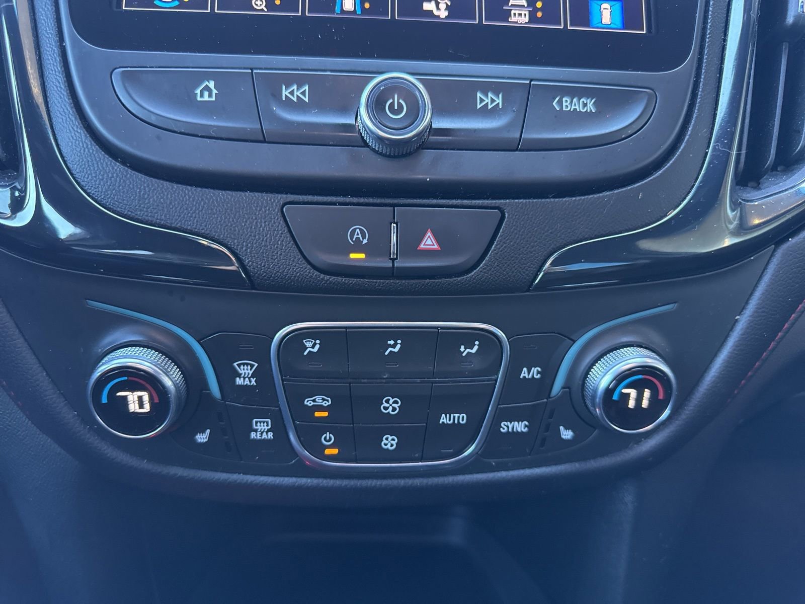 Used 2022 Chevrolet Equinox RS w/ RS Leather Package image 26