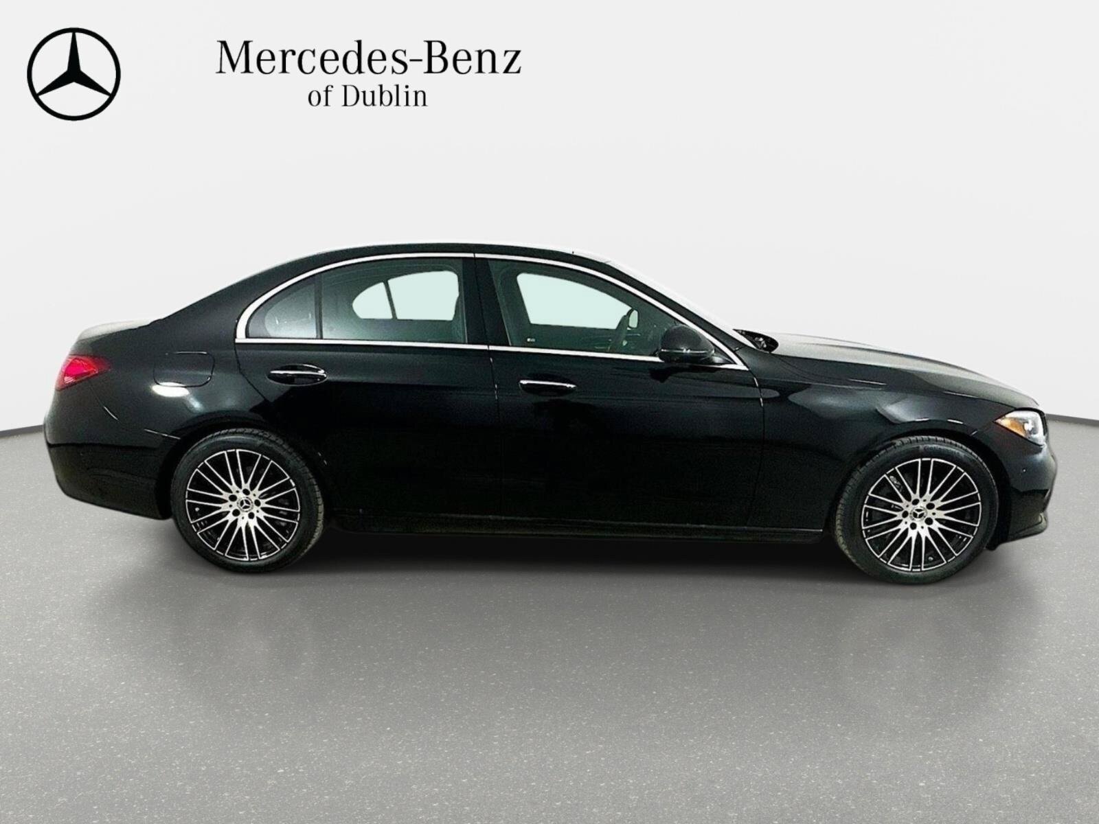 Used 2026 Mercedes-Benz C 300 4MATIC Sedan image 4