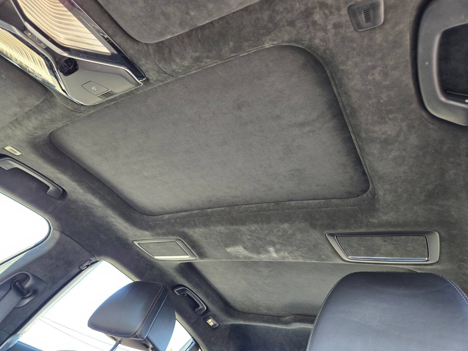 Used 2016 BMW 750i RWD image 8