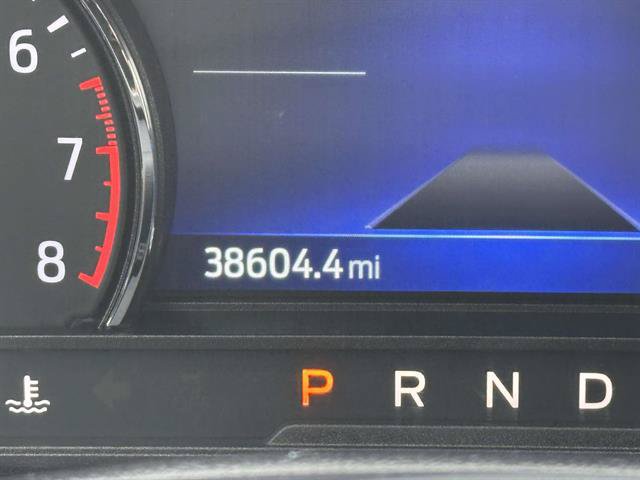 Used 2023 Ford Explorer XLT AWD/4WD image 40