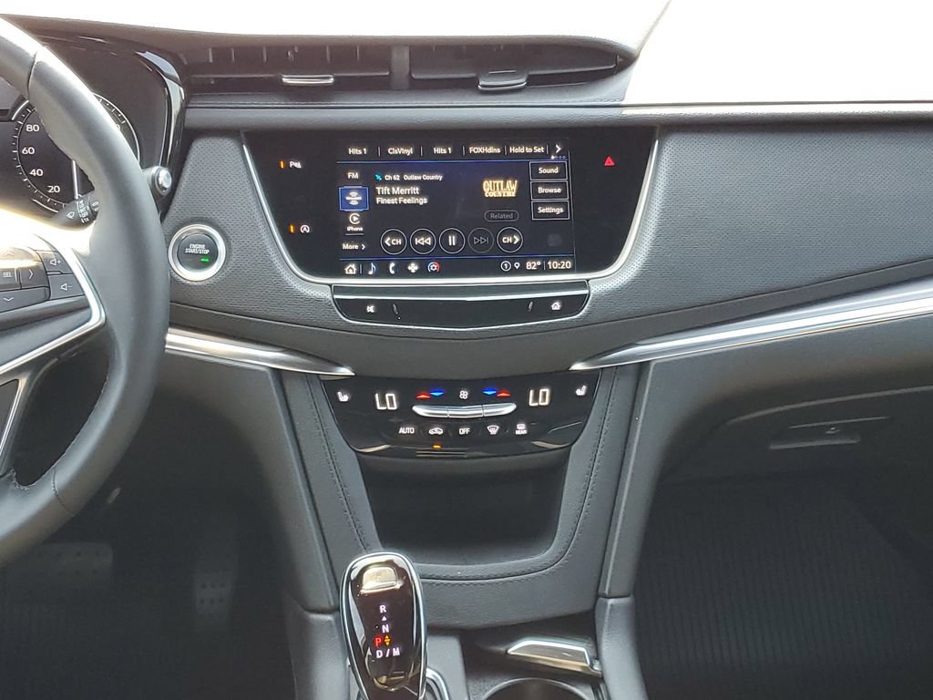 Used 2025 Cadillac XT5 Luxury w/ LPO, Floor Liner Package AWD/4WD image 23